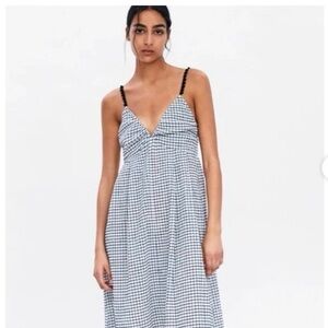 Zara Black &White midi dress size M